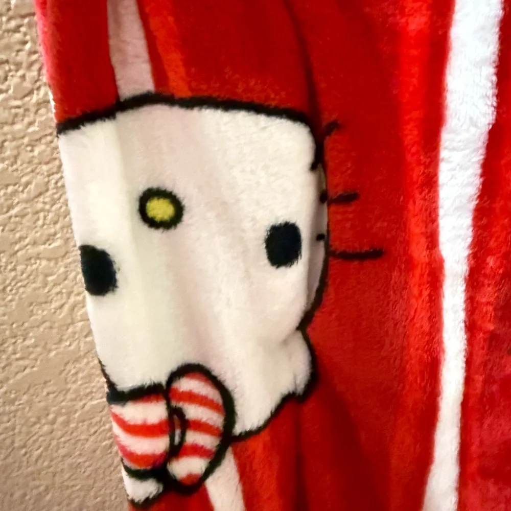 Plush throw hello kitty - Picture 2 of 4